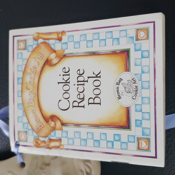 NWT Brown Bag Cookie Art Mold - Picture 5 of 6